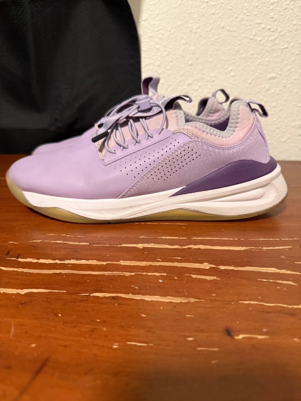 Clove Comfort Nursing & Healthcare shoe